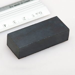 Feritový magnet kvádr 48x22x10 mm - Y30BH