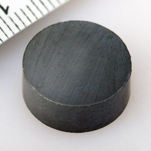 Feritový magnet válec 15x5 mm - Y30BH