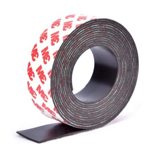 Magnetická lepicí páska 30x1,5 mm (1 metr)