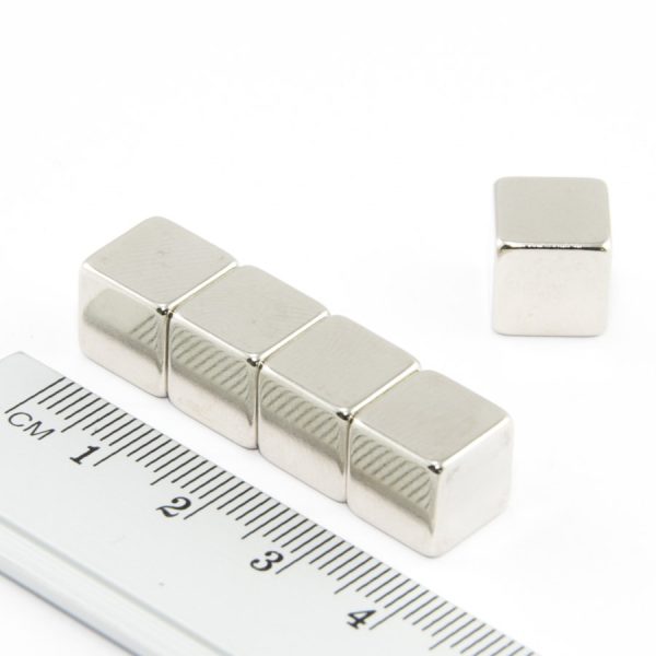 Neodymový magnet kostka 10x10x10 mm - N38