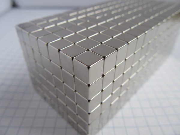 Neodymový magnet kostka 6x6x6 mm - N42