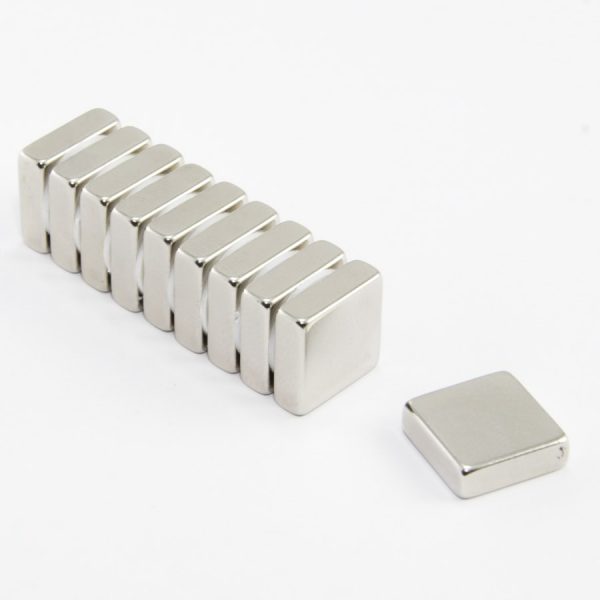 Neodymový magnet kvádr 15x15x5 mm - N38