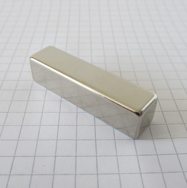 Neodymový magnet kvádr 40x10x10 mm - N38
