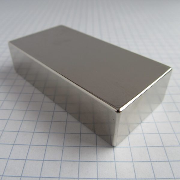Neodymový magnet kvádr 60x30x15 mm - N38