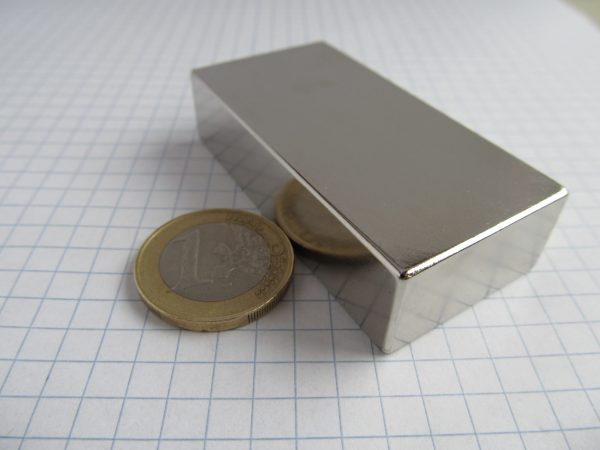 Neodymový magnet kvádr 60x30x15 mm - N38