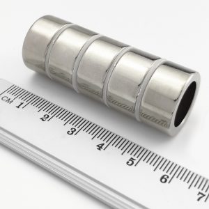Neodymový magnet prsten 20-14x10 mm - N38