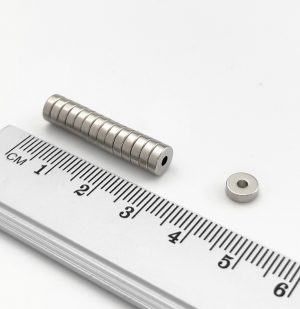 Neodymový magnet prsten 6-2x2 mm - N45