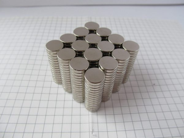 Neodymový magnet válec 10x2 mm - N38