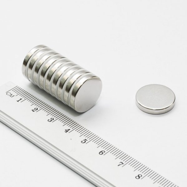 Neodymový magnet válec 18x3 mm - N38