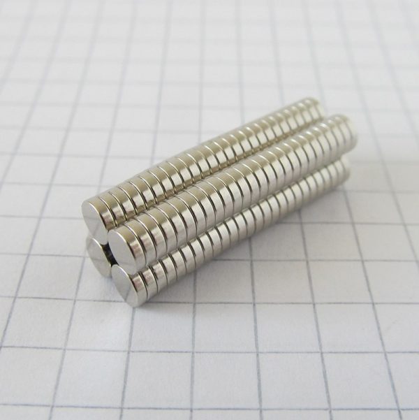 Neodymový magnet válec 4x1 mm - N52