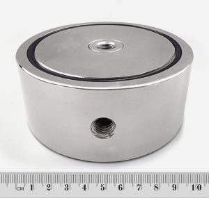 Magnet v pouzdře se závitem přes celý magnet 97x40 mm oboustranný