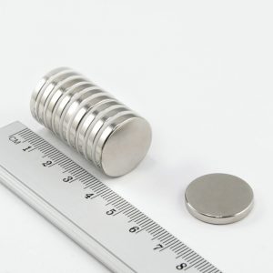 Neodýmový magnet valec 20x3 mm - N38