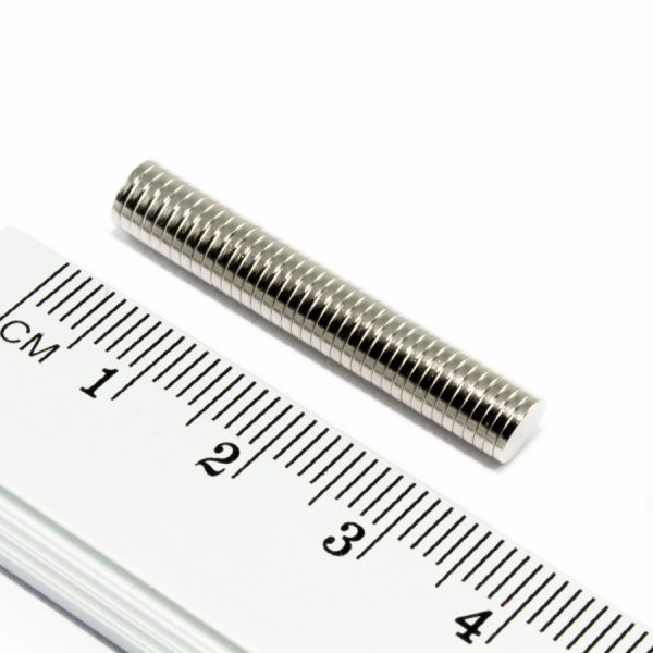 Neodymový magnet válec 4,9x0,8 mm - N52
