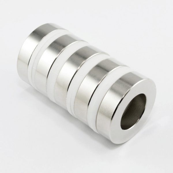 Neodymový magnet prsten 40-22x10 mm