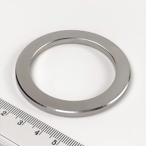 Neodymový magnet prsten 60-45x4 mm