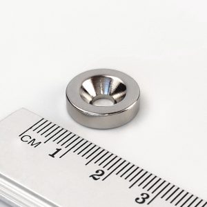 Neodymový magnet válec 15x4 mm s dírou M4