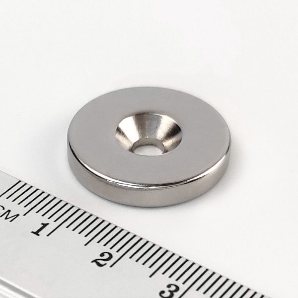 Neodymový magnet válec 23x4 mm s dírou M4
