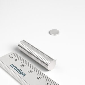 neodymový magnet válec 10x15 mm