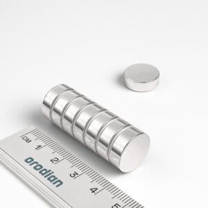 neodymový magnet válec 15x5 mm