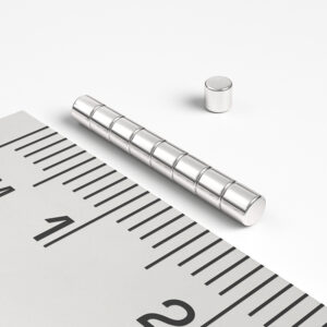 neodymový magnet válec 2x2 mm
