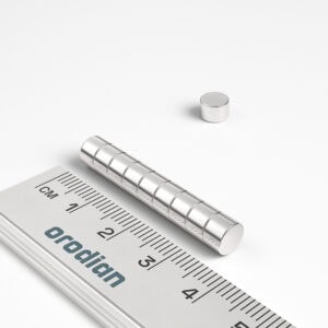 neodymový magnet válec 6x4 mm